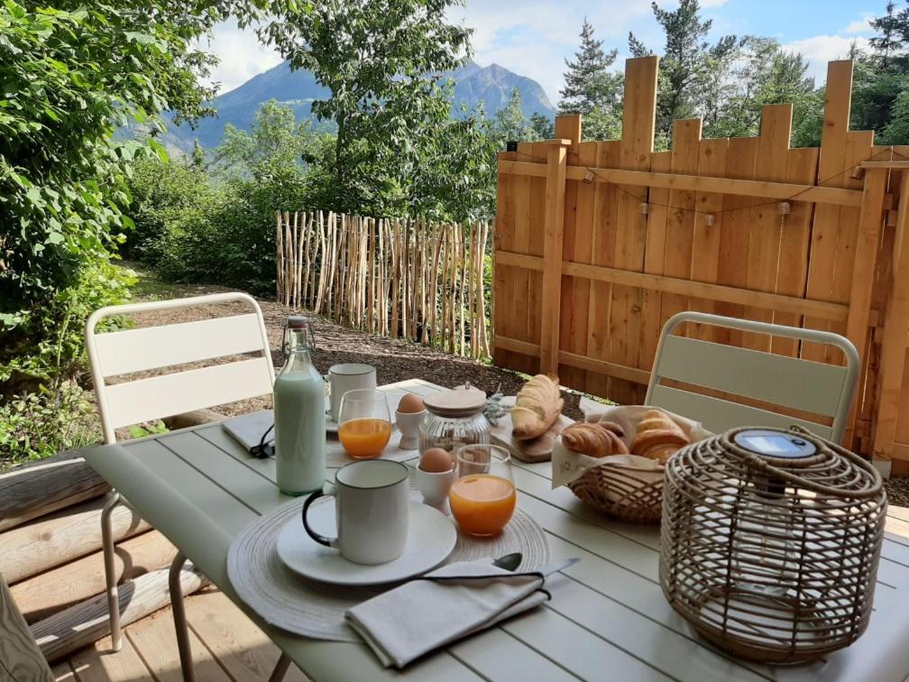 Petit Chalet Neuf Independant 2 Pers "La Cabane De Jean " Briançon Esterno foto